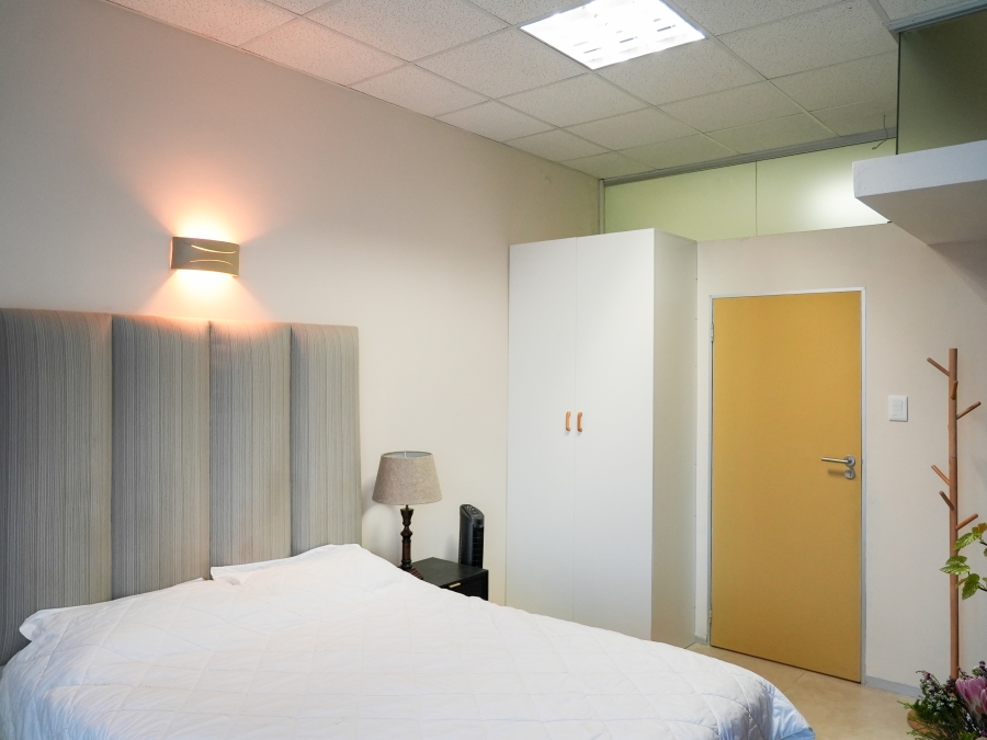 To Let 4 Bedroom Property for Rent in Cape Town City Centre Western Cape